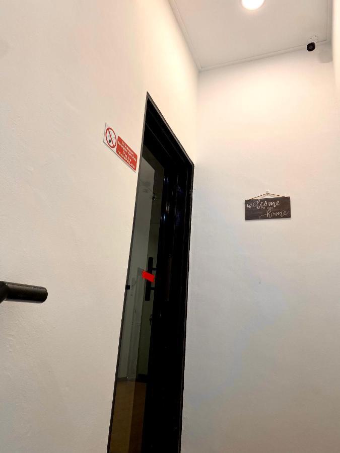 Comfy 3-Bedrooms With Family Karaoke Max-10Pax Ipoh Exterior photo