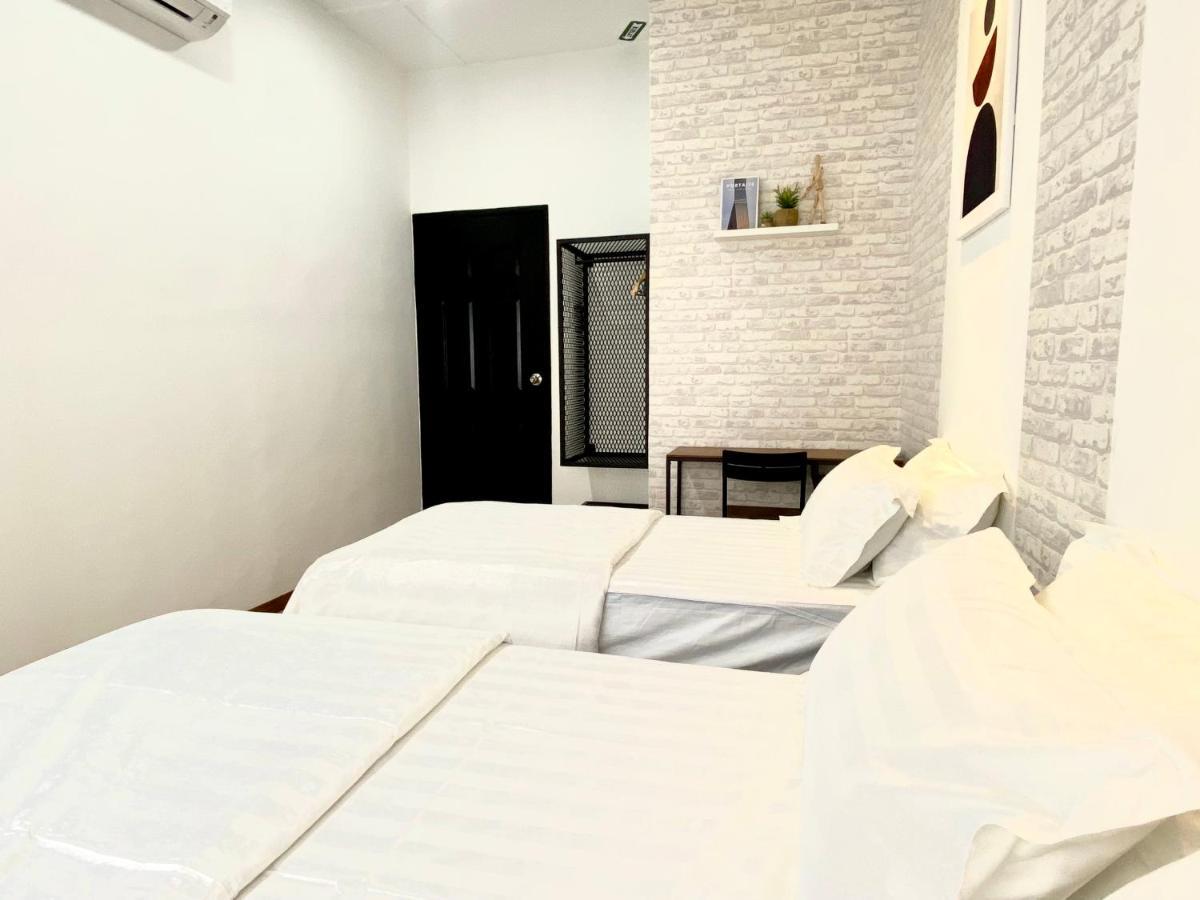 Comfy 3-Bedrooms With Family Karaoke Max-10Pax Ipoh Exterior photo